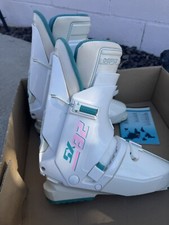 Ski boots salomon for sale  Los Angeles