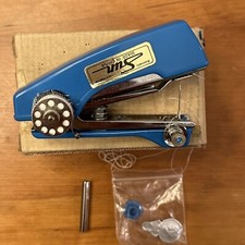 Azul - Sol automático - Máquina de costura automática portátil - Item vintage. comprar usado  Enviando para Brazil