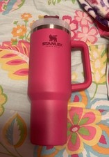 Usado, Stanley Travel Quencher 40 oz - Azalea comprar usado Usado, Stanley Travel Quencher 40 oz - Azalea comprar usado  Enviando para Brazil