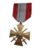Médaille croix guerre d'occasion  Marchiennes