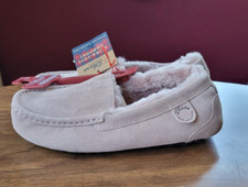 Chinelos femininos Dluxe by Dearfoams Shearling genuíno ultra macio para ambientes internos/externos comprar usado  Enviando para Brazil