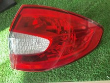 Lanterna traseira direita do passageiro Ford Fiesta Sedan 2011 2012 2013 usada fabricante de equipamento original boa comprar usado  Enviando para Brazil