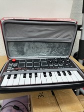 Controlador de teclado Akai Professional MPK mini midi comprar usado  Enviando para Brazil