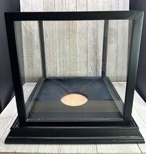 Boneca de basquete Hobby Lobby 2014 estatueta vitrine de vidro 12"x11.5"x11.5" comprar usado  Enviando para Brazil
