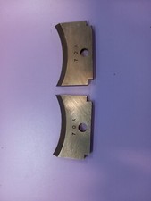 Coppia coltelli sagomati usato  Conversano