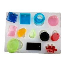 Moule silicone pendentifs d'occasion  Castello-di-Rostino