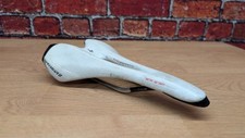 Specialized toupe expert for sale  SOUTHAMPTON