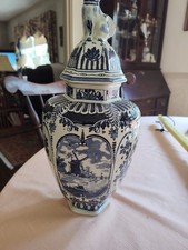 Delfts baluster lidded d'occasion  Expédié en Belgium
