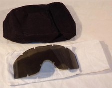 Pochette lunettes ess d'occasion Pochette lunettes ess d'occasion  Isigny-sur-Mer