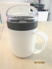 Müslibecher lunchbox joghurtb gebraucht kaufen Müslibecher lunchbox joghurtb gebraucht kaufen  Lentföhrden