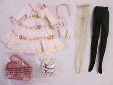 Pale memories ellowyne for sale  Raleigh
