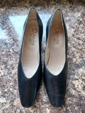 Ladies dignity sandpiper for sale  KIDDERMINSTER