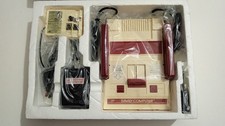 Famicom console mint d'occasion  L'Absie