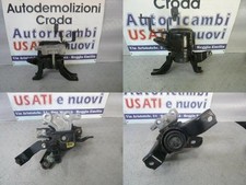 Supporto motore lexus usato  Italia