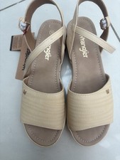 Wrangler beige wedge for sale  CHELTENHAM