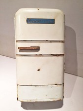 Piccolo frigorifero lamiera usato  Monte San Giusto