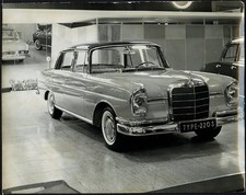 mercedes 220s usato  Roma