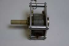 Condensatore variabile 550 usato  Montecatini Terme