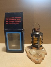 Mini lanterna de vela vintage tom bronze/cobre com vela original ainda lacrada NOS comprar usado Mini lanterna de vela vintage tom bronze/cobre com vela original ainda lacrada NOS comprar usado  Enviando para Brazil