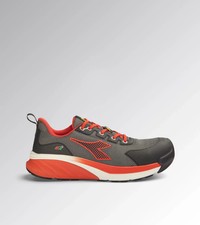 Scarpe antinfortunistiche diad usato  Bacchereto