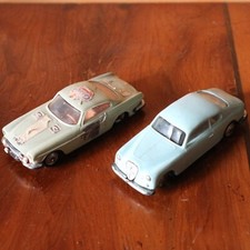 Anciennes voitures miniatures d'occasion  Neuville-aux-Bois