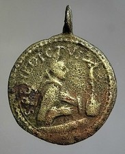 Jolie médaille religieuse d'occasion  Mailly-le-Camp