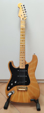 Chitarra elettrica mancina usato  Bologna