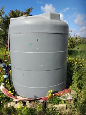 Serbatoio acqua 5000 usato  Gela