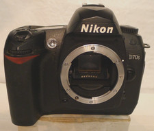Nikon d70s digital d'occasion  Expédié en Belgium