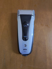 Rasoio elettrico braun usato  Urbisaglia