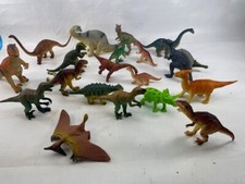 Plastic toy dinosaurs for sale  LEEDS