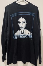 Camiseta Madonna The Girlie Show Manga Longa Vintage 1993 Australian Tour Tamanho XL comprar usado Camiseta Madonna The Girlie Show Manga Longa Vintage 1993 Australian Tour Tamanho XL comprar usado  Enviando para Brazil