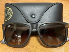Óculos de sol Ray-Ban RB4165 Justin preto polarizado unissex masculino 54-16-145 com estojo comprar usado  Enviando para Brazil