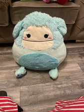 Yeti squishmallow joelle for sale  WALLSEND