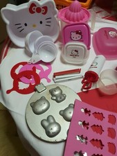 Set hello kitty usato  Roma