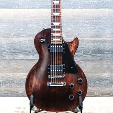 Guitarra elétrica Gibson Les Paul Studio desbotada 2016 usada em T marrom cetim com estojo comprar usado  Enviando para Brazil