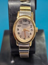 Usado, Relógio de pulso feminino Working Timex pulseira de expansão de dois tons T2M570 comprar usado Usado, Relógio de pulso feminino Working Timex pulseira de expansão de dois tons T2M570 comprar usado  Enviando para Brazil