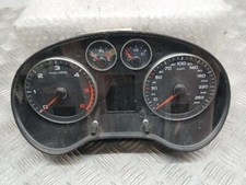 8p0920932c instrument cluster d'occasion  Expédié en Belgium