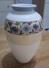 Wedgewood vase sarah for sale  NOTTINGHAM