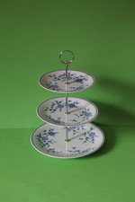 Zauberhafte dreistöckige etag gebraucht kaufen Zauberhafte dreistöckige etag gebraucht kaufen  Leer (Ostfriesland)