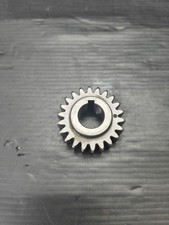 Ingranaggio denti elicoidali usato  Italia