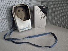 Walkman sony étui d'occasion  Longpont-sur-Orge