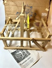 Vintage weaving loom for sale  New Lisbon