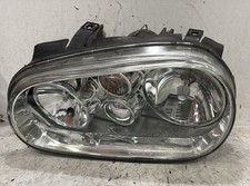Faro anteriore sinistro usato Faro anteriore sinistro usato  Italia
