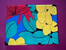 Tissu vintage 1970 d'occasion Tissu vintage 1970 d'occasion  Briare