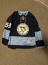 Camiseta Pittsburgh Penguins Winter Classic média Reebok Kris Letang comprar usado  Enviando para Brazil