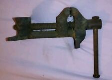 Ancien etau etabli d'occasion  L'Aigle