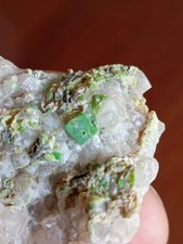 Rare pyromorphite pseudomorpho d'occasion  Jassans-Riottier