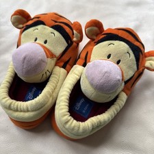 Children tigger slippers.disne for sale  GLOUCESTER