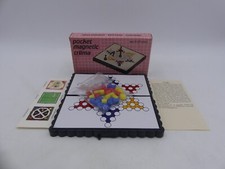 Usado, VINTAGE ANOS 80 GREGO MAGNÉTICO TIC TAC TOE TRILIZA TRILMA TAMANHO DE VIAGEM PÉTALO comprar usado  Enviando para Brazil